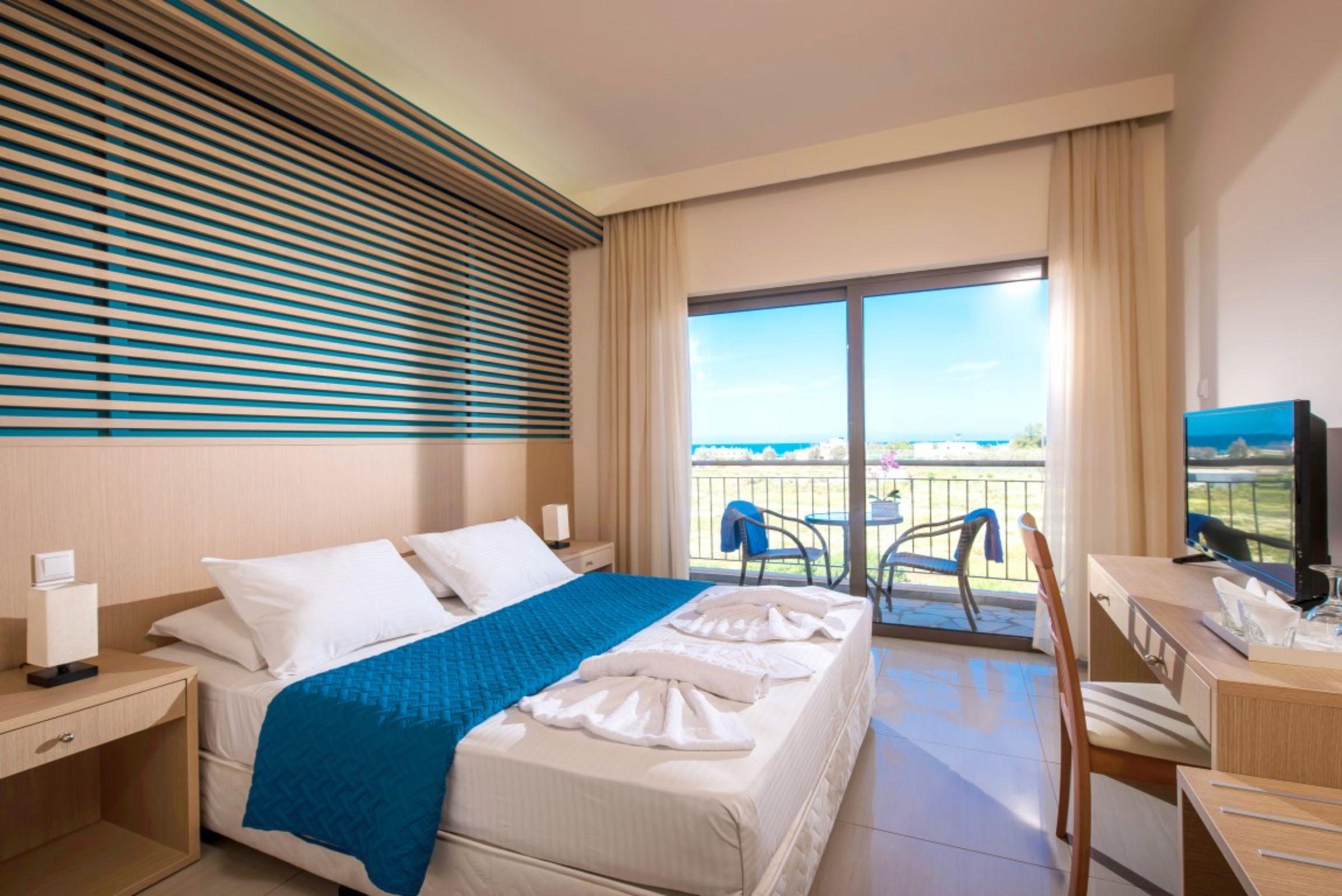 Oasis Beach Hotel - Adults Only أنِساراس المظهر الخارجي الصورة