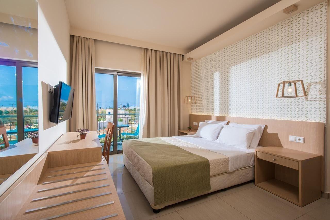 Oasis Beach Hotel - Adults Only أنِساراس المظهر الخارجي الصورة