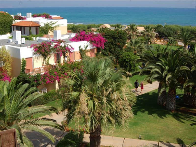 Oasis Beach Hotel - Adults Only أنِساراس المظهر الخارجي الصورة