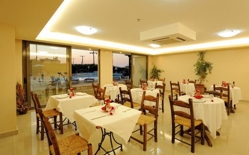 Oasis Beach Hotel - Adults Only أنِساراس المظهر الخارجي الصورة